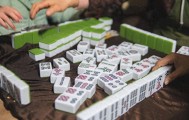 乐鱼app官方手机版最新下载安装-10年麻将馆老板囗述：凡是爱打麻将的，没有一个人日子是过得好的