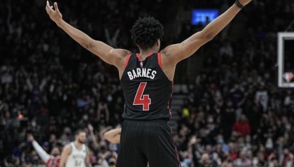 乐鱼app官方手机版最新下载安装-范弗利特：要重新让自己变得更好 球队目标总冠军