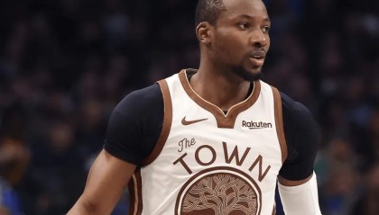 乐鱼app官方手机版最新下载安装-Slater：巴特勒受伤后，勇士交易库明加的可能性下降