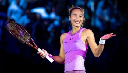 乐鱼app官方手机版最新下载安装-首次参加WTA总决赛便进四强 郑钦文排名再创新高