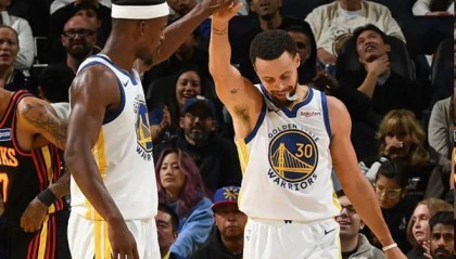 库里和巴特勒同砍30+分勇士0胜3负！外线三分42投仅10中太扎心|吉米·巴特勒|斯蒂芬·库里|金州勇士队|体育赛事讨论|亚特兰大老鹰队_新浪体育_新浪新闻